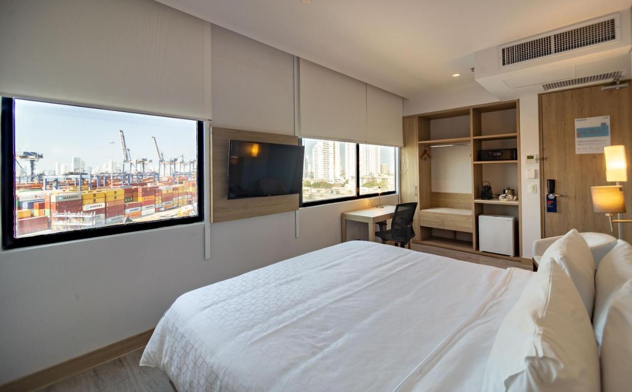 Standard King Room - High Floor,1248343624:JPEG