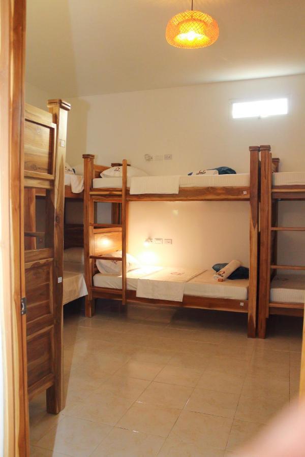 Cama em Dormitório Misto com 6 Camas