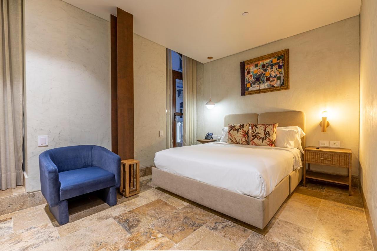 Queen Room with Balcony