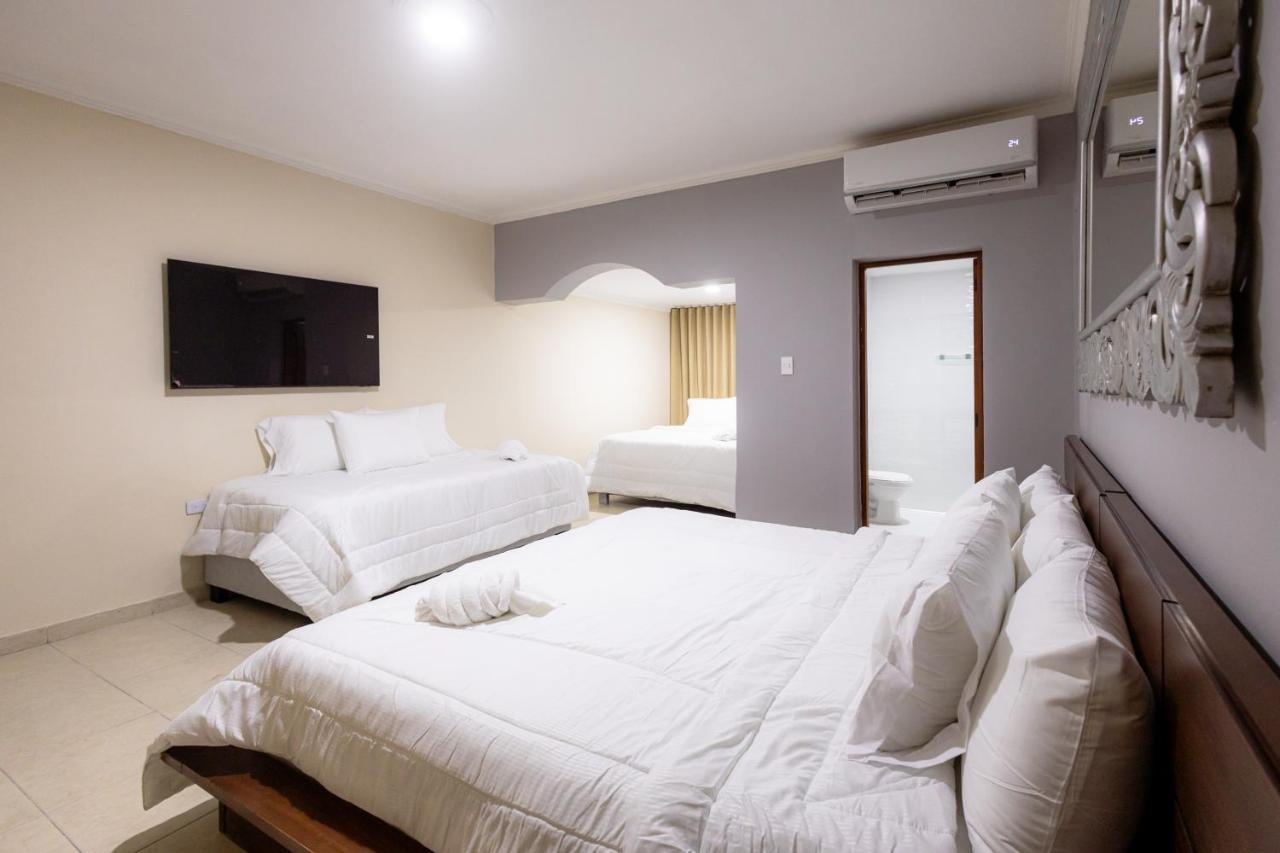 Deluxe Family Room