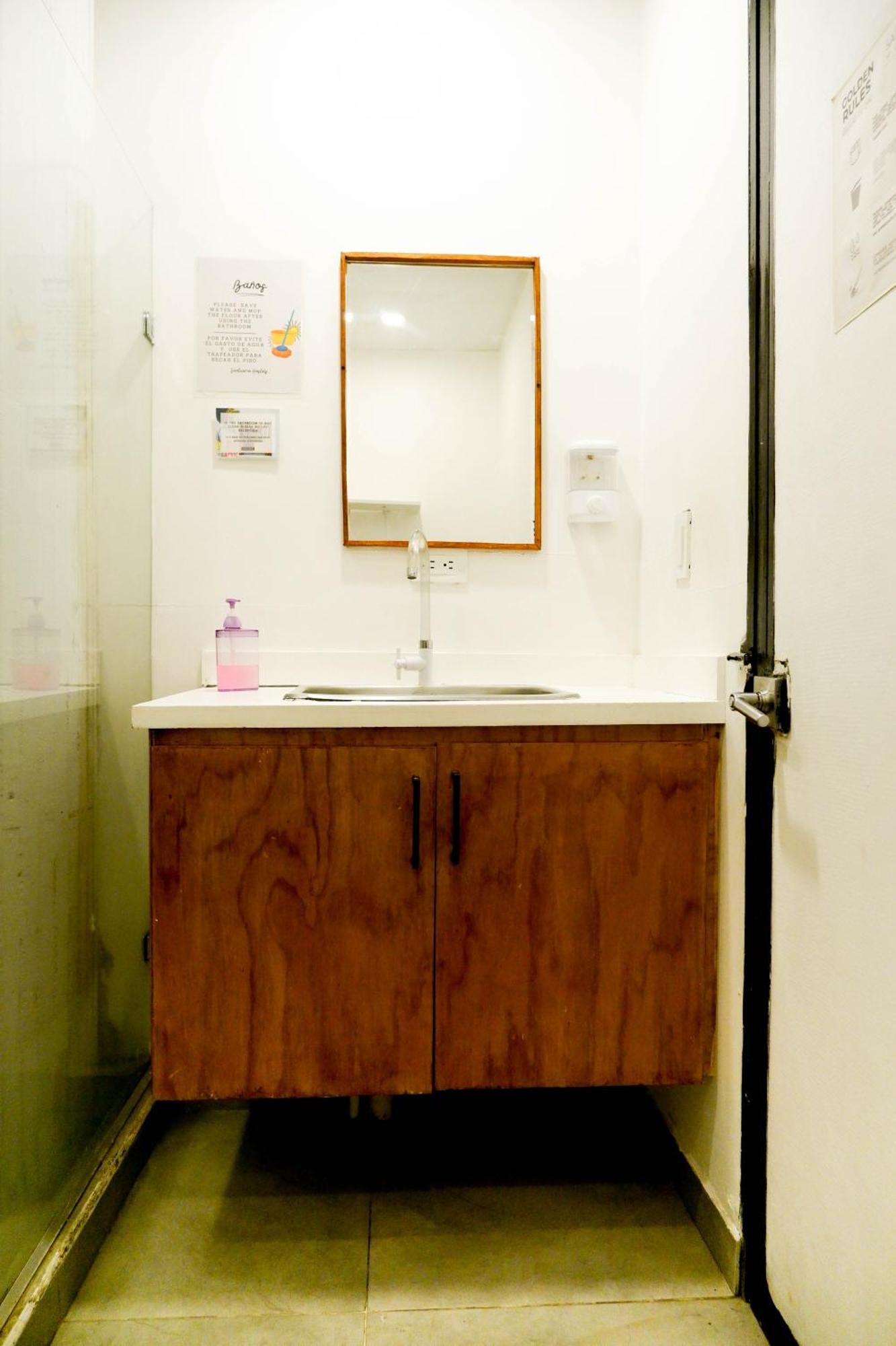 Single Bed in Female Dormitory Room,1540032901:JPEG