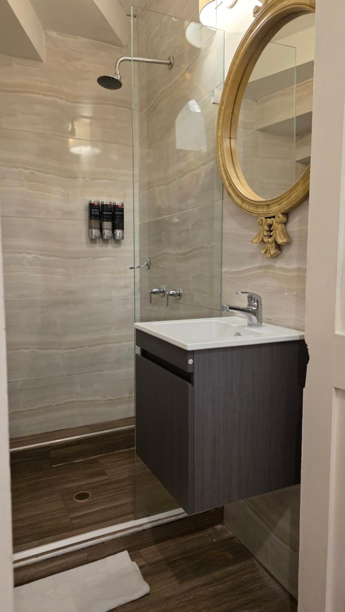 Quarto Duplo Standard