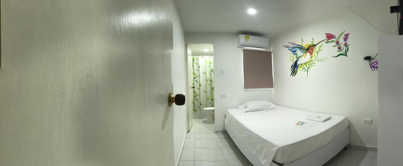 Single Room,933800140:JPEG