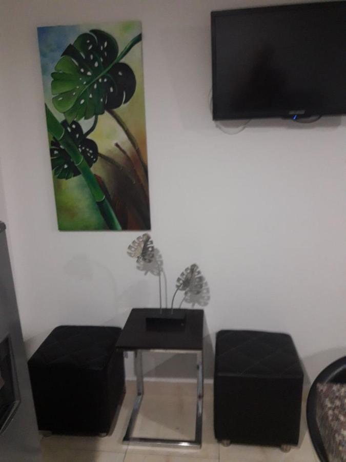 Apartment,945446239:JPEG