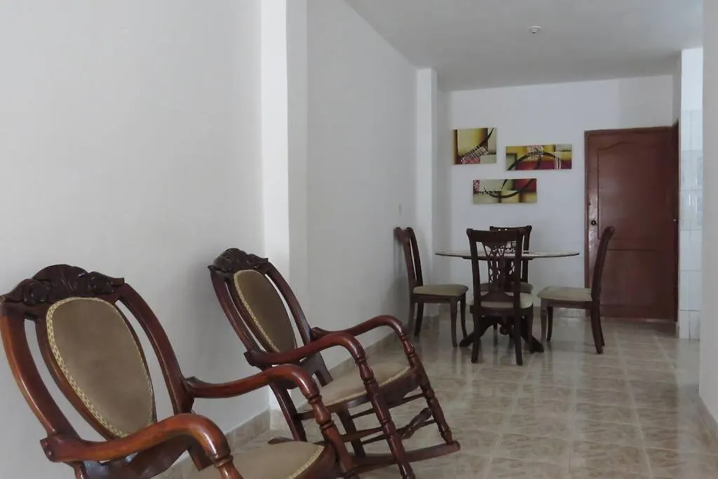 Amplio Y Comodo Apartamento En Cartagena-1
