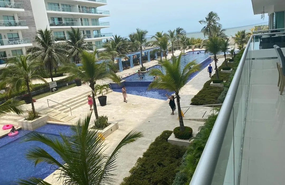 Amazing Waterfront Condo With Direct Beach Access-1
