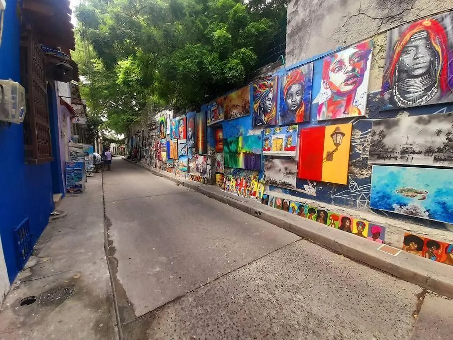 Full Apartment 2Br-Ac In Getsemani-1