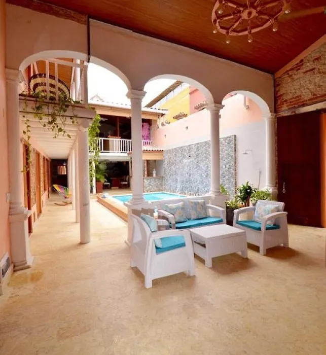 Ca-5 Habitacion En La Ciudad Amurallada De Cartagena Con Piscina Y Wifi-1
