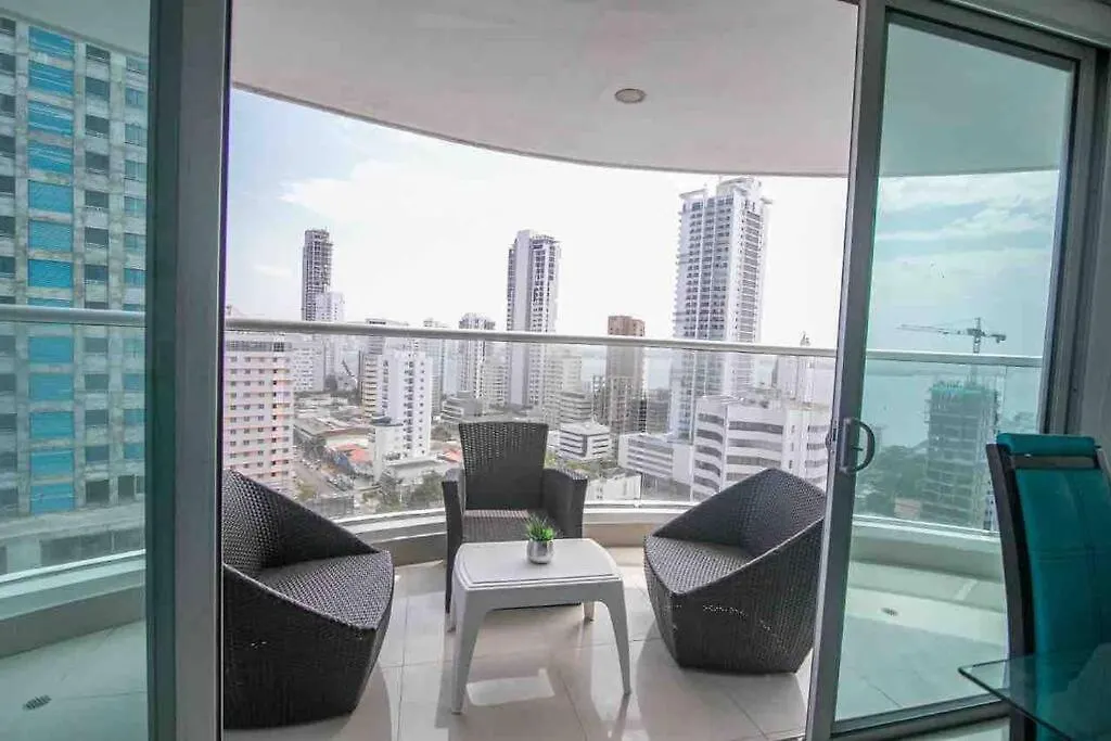 Apartamento Bocagrande Vista Al Mar Piso 21-1