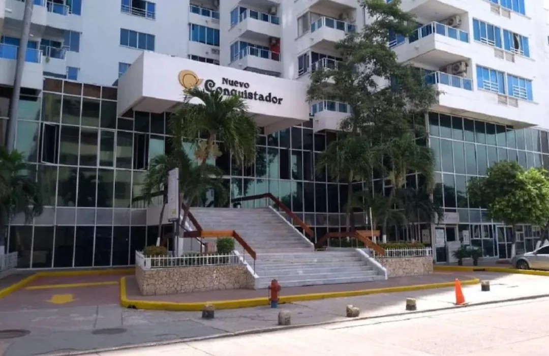 Apartamentos Vista Al Mar-1
