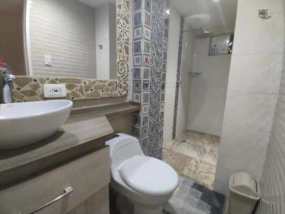 Acogedor Apartamento En Zona Central-1