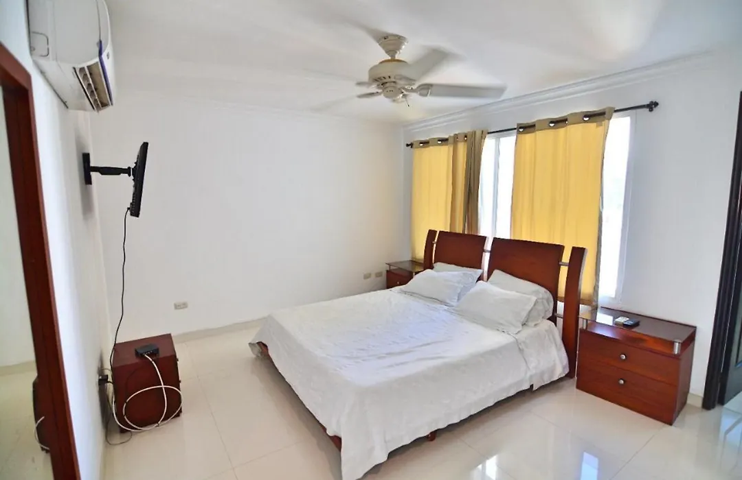 4S-9 Ocean Front House With Private Jacuzzi And Shared Pool-1