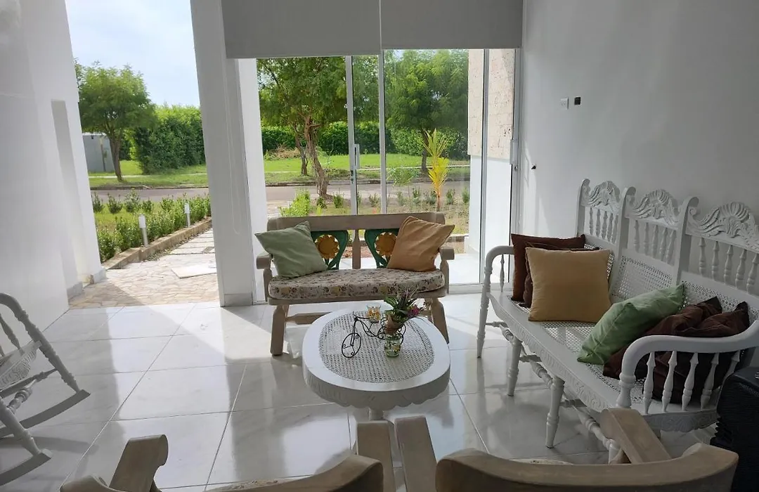 Casa Campestre A Las Afueras De Cartagena-1