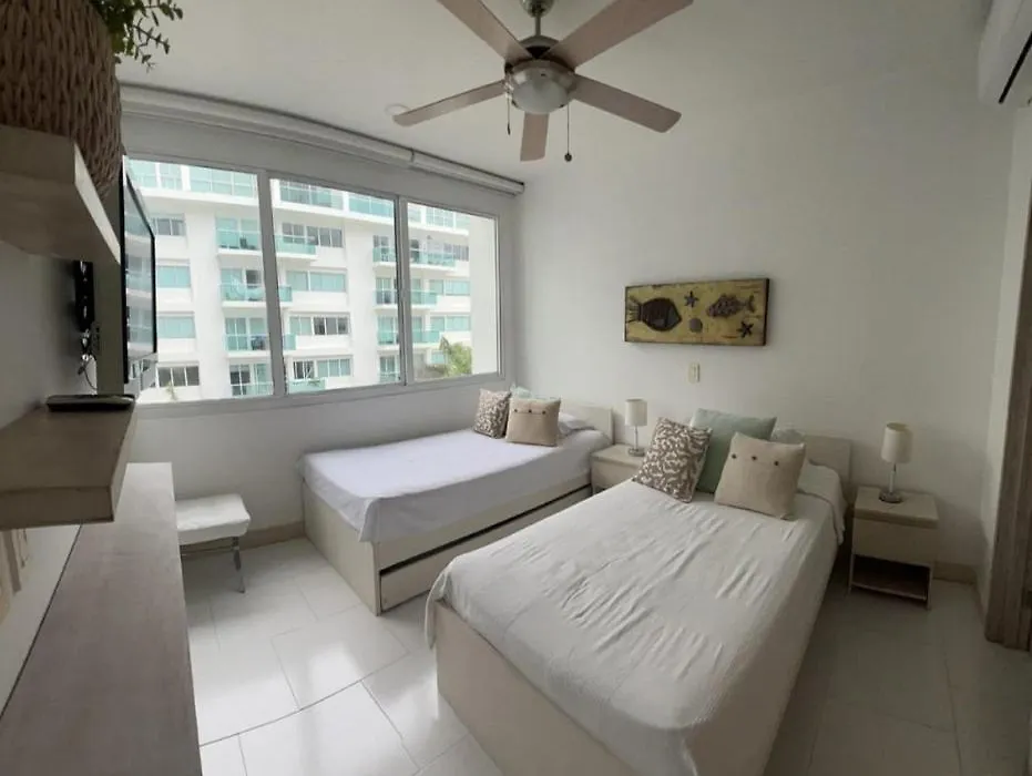 2M9-4 Apartamento De 2 Alcobas Frente Al Mar Con Gimnasio Piscina Y Jacuzzi-1
