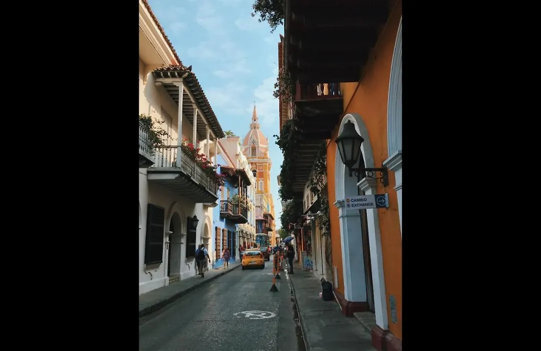 1G2-4 Apartment In The Old City Getsemani-1