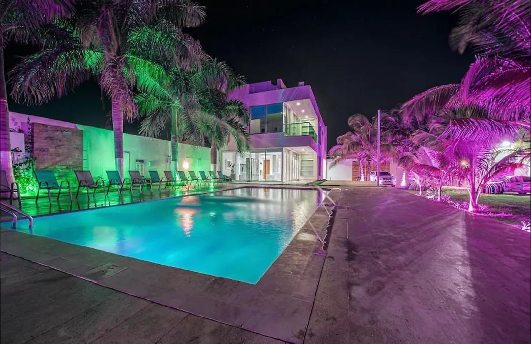 Hakuna Beach House-1