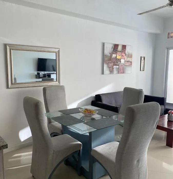 Hermoso Apartamento Con Vista Al Mar En El Hotel Poseidon-1