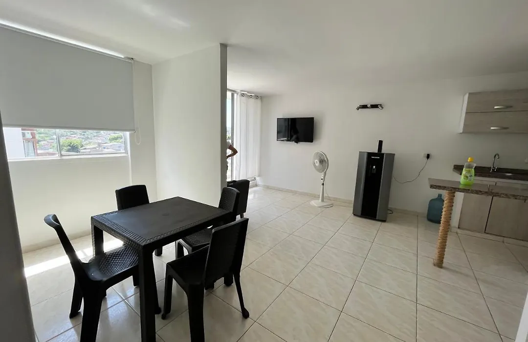 Apartamento Economico A 10 Minutos Del Aeropuerto-1