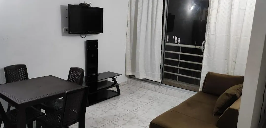 Apartamento Familiar Y Acogedor-1