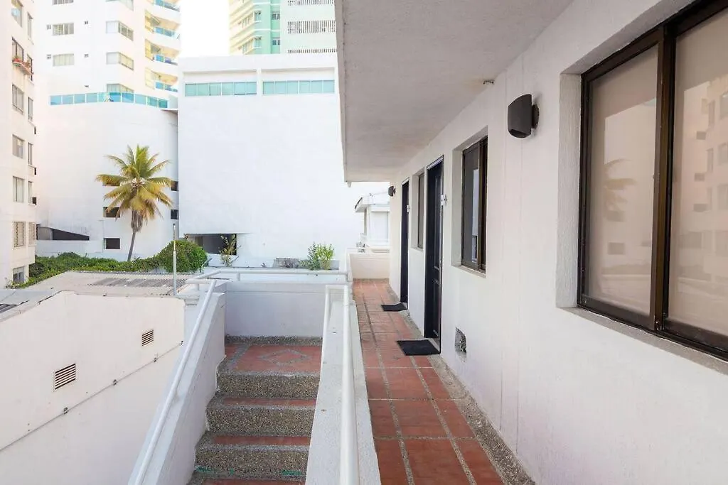 3D Situado En La Zona Turistica De Bocagrande A Solo Pasos Del La Playa, Parqueadero Gratis Y Rapido Internet-1
