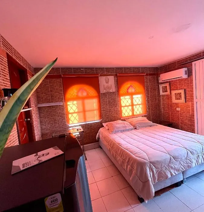 Habitacion Con Entrada Independiente Cerca Al Centro Historico-1
