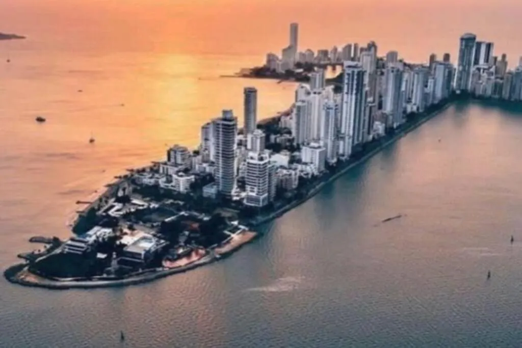 3E You Can Work While Enjoying The Beauty Of Cartagena And Immersing Yourself In The Local Culture-1