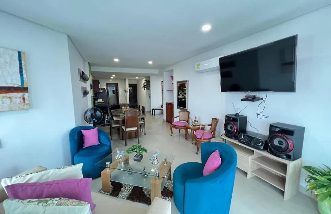 Apartamento En Cartagena, Torres De El Lago-1