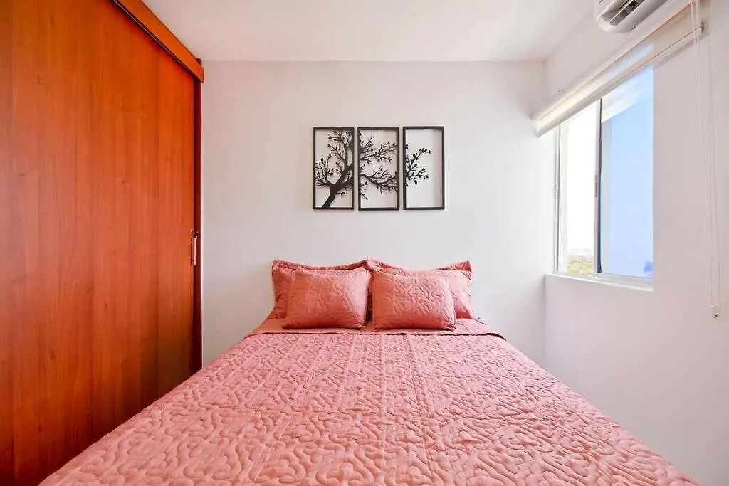 Apartamento Nuevo Con Vista Al Castillo San Felipe-1