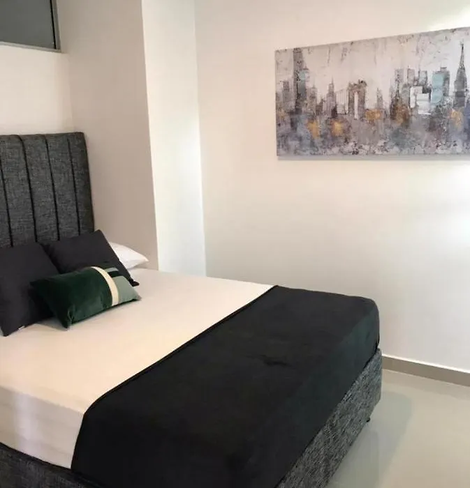 Exclusivo Apartamento En Marbella, A Un Paso Del Centro Historico De Cartagena-1