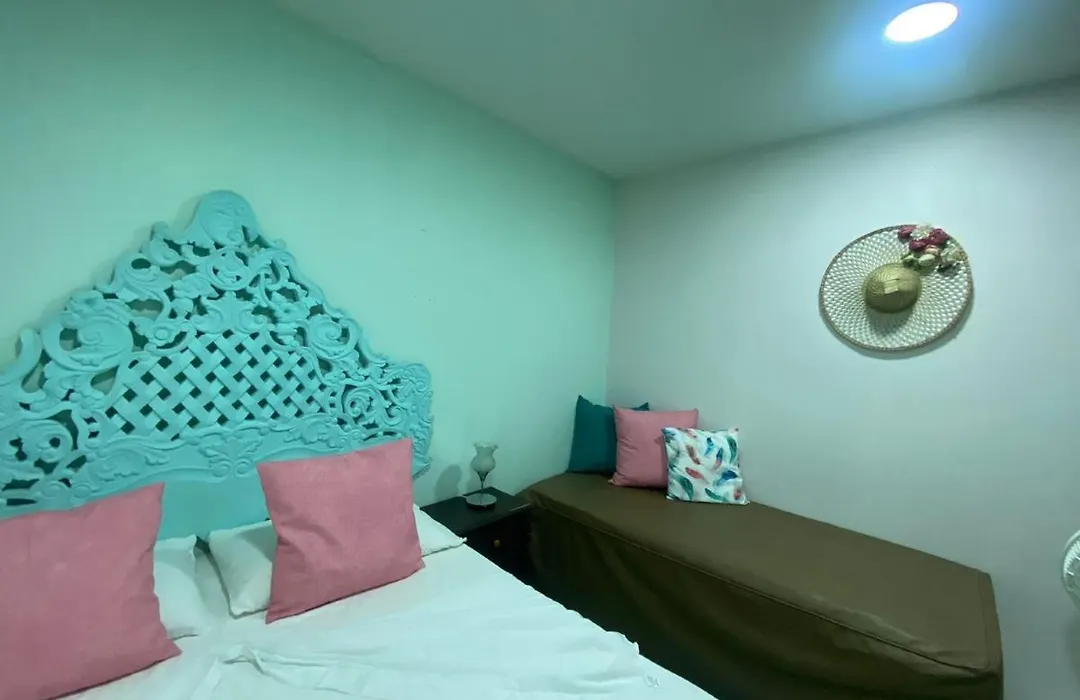 Room In Lodge - Cr-4 Room In Getsemani With Breakfast Wifi And Air Conditioning-1