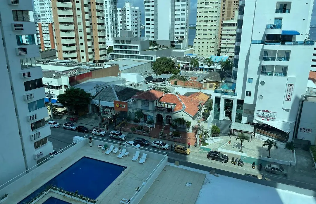 Apartamentos en Edificio Los Delfines-1