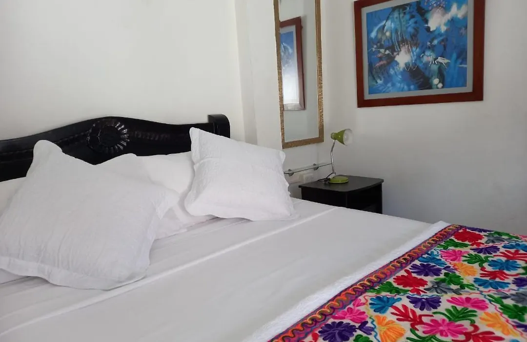 Room In Lodge - Hpt-Sc1 Hotel Room In Getsemani With Pool, Breakfast And Wifi-1