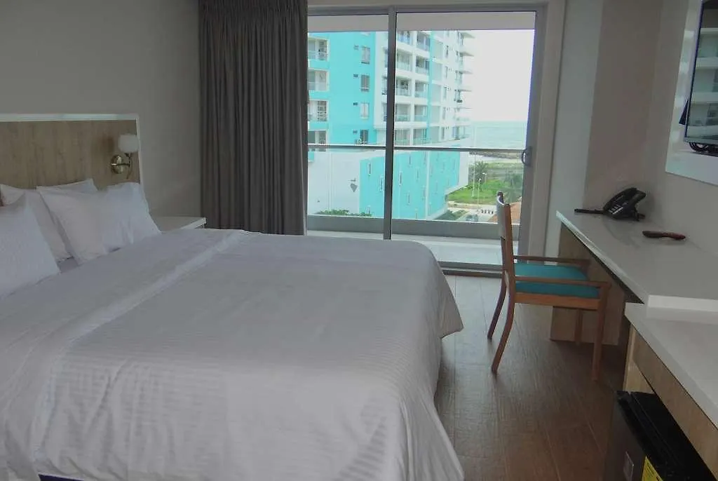 Wyndham Garden Cartagena Hotel-1