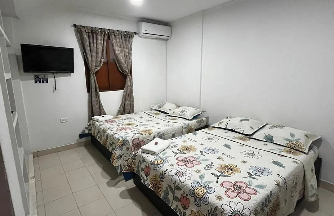 Hostal Casa W-1