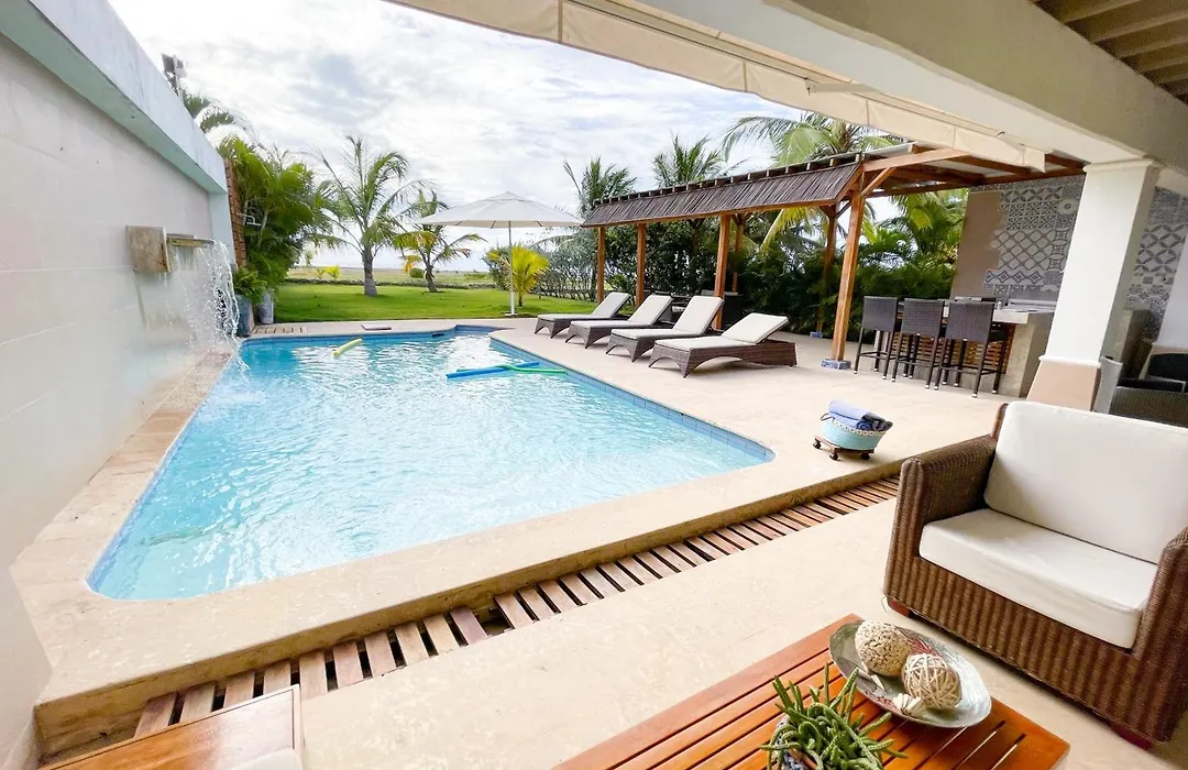 Casa De Playa-1