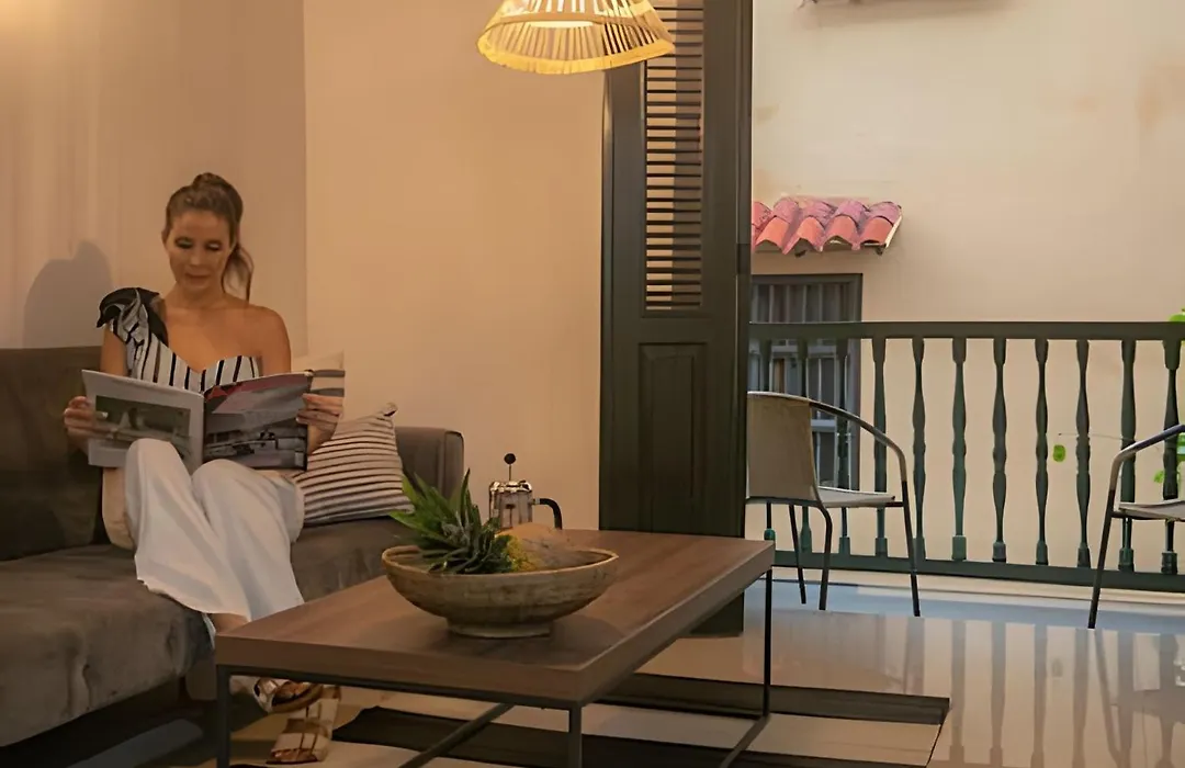 Laurdhomes Duplex Old City, Plaza Santo Domingo-1