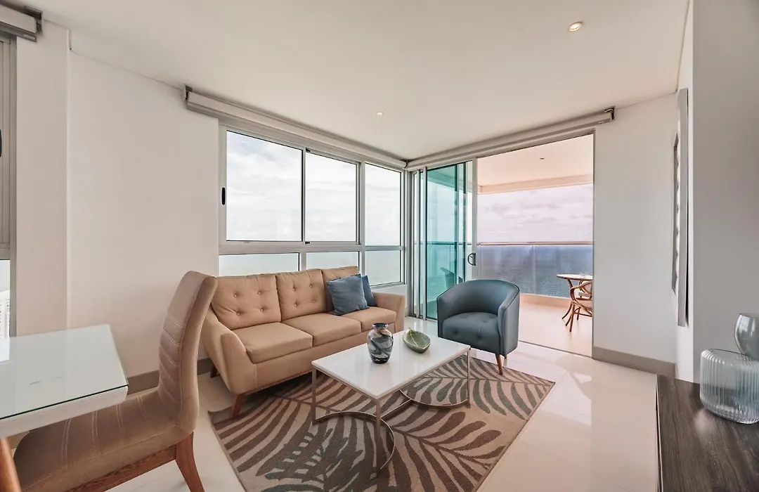 Apto De 2 Habitaciones Con Imponente Vista Al Mar En Bocagrande-1
