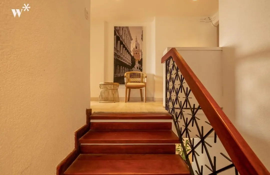 Amazing 4Br Villa With Ocean View In Castillogrande-1