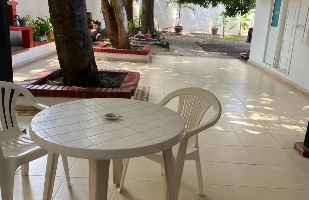 Habitación independiente cerca al aeropuerto 3-1