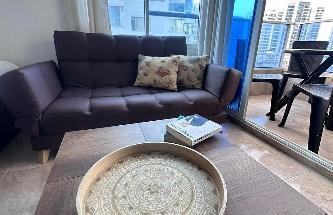Apartamento Tranquilo Con Hermosas Vistas-1
