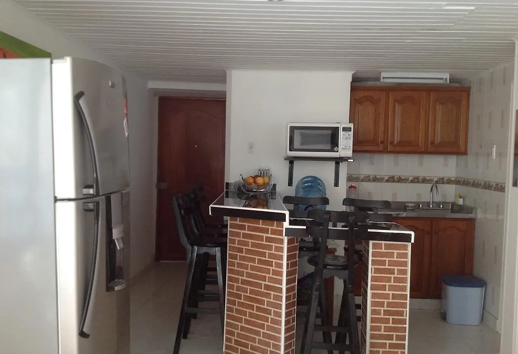 Apartamento En Cartagena, Cerca Al Mar, Edificio Nuevo Conquistador-1
