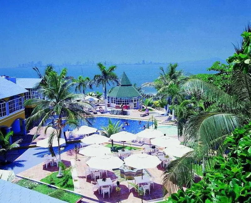 Hotel Isla Tierra Bomba-1