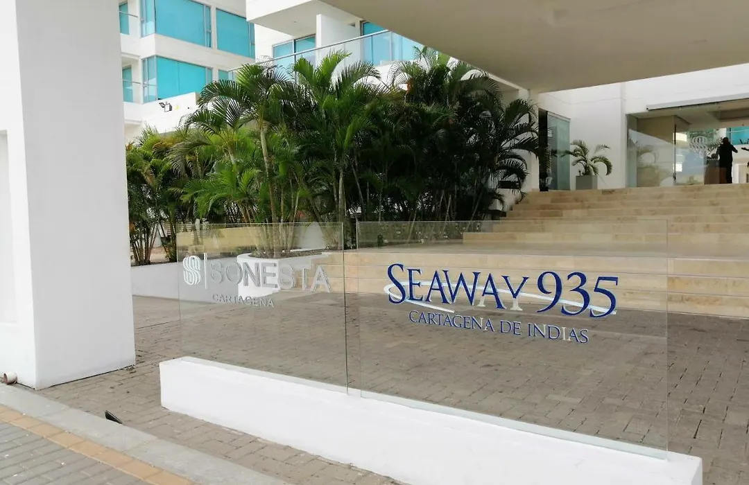 Apartamento Con Terraza Y Vista Al Mar - Morros-1