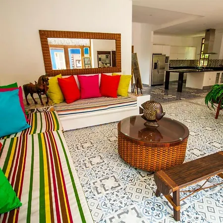 Casa De Playa En Condominio Privado.-2