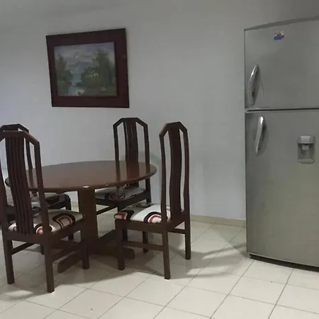 Apartamento En El Laguito Cartagena-3