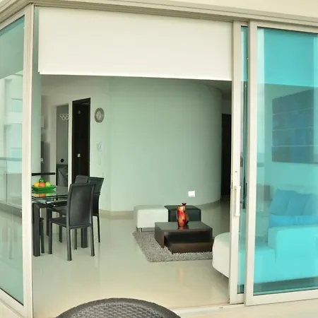 Modern 3 Bedroom Apartment With Sea-Beach View-2