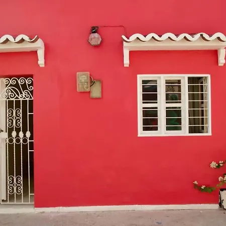 Great Location ! 4 Bedroom Home In The Heart Of Cartagena-2