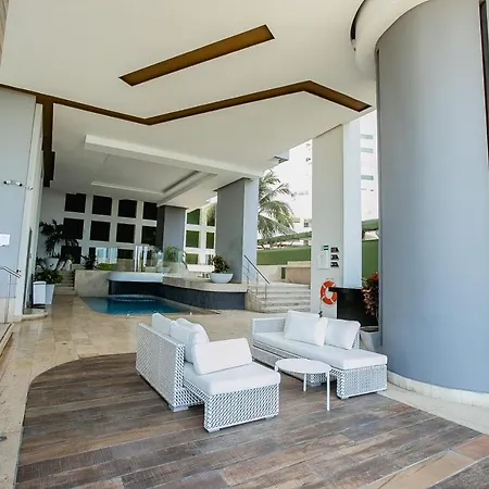 Apartamento en Edificio Murano ELITE frente a las Playas de Bocagrande-2