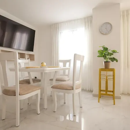 Apartamento Edificio Portofino 701-3