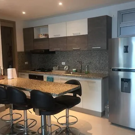 Apartamento Exclusivo Frente Al Mar En Bocagrande-2
